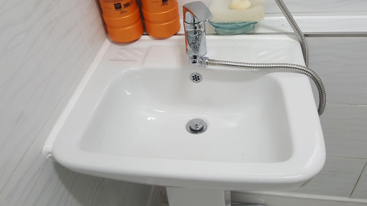 Ocean Capsule Guesthouse Gangneung Ngoại thất bức ảnh